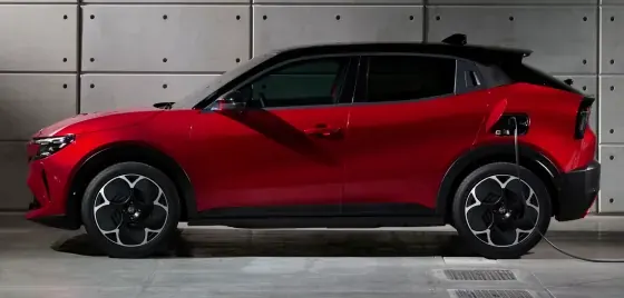 Alfa Romeo Junior ELETTRICA Speciale+