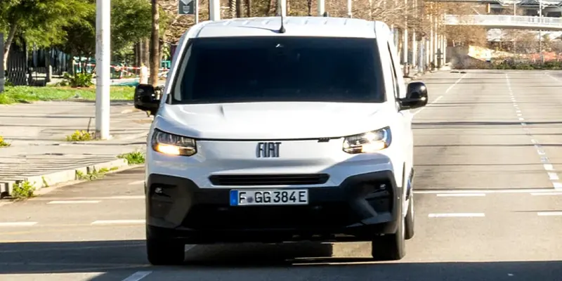 Fiat E-Doblo Cargo Maxi 50 kWh 100kW (136 Hp)