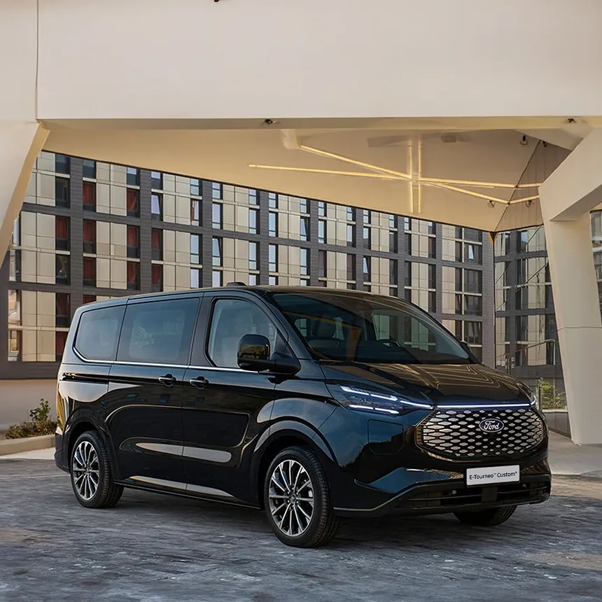 Ford E-Tourneo Custom