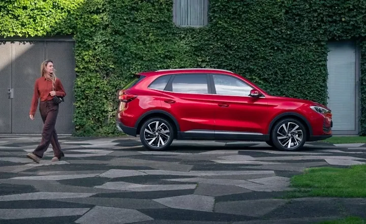 MG ZS